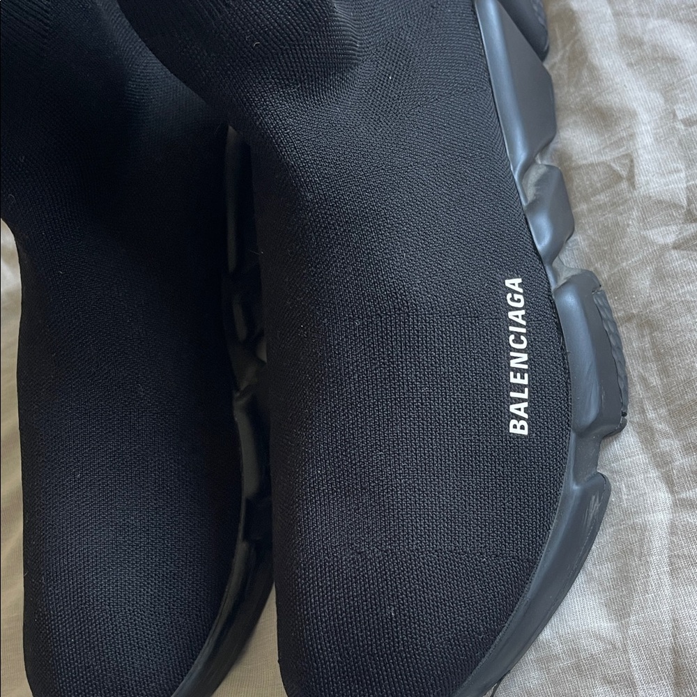 Balenciaga Men's Speed 2.0 Recycled Knit Sneaker in Black - Picture 7 of 7